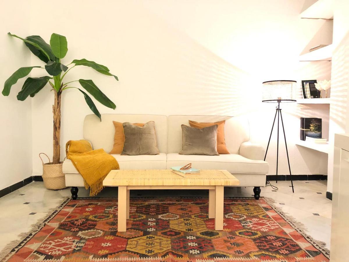 Moderno Apartamento Cerca A Plaza Espana Sevilla Bagian luar foto