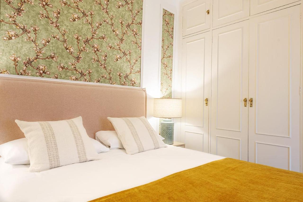Moderno Apartamento Cerca A Plaza Espana Sevilla Bagian luar foto